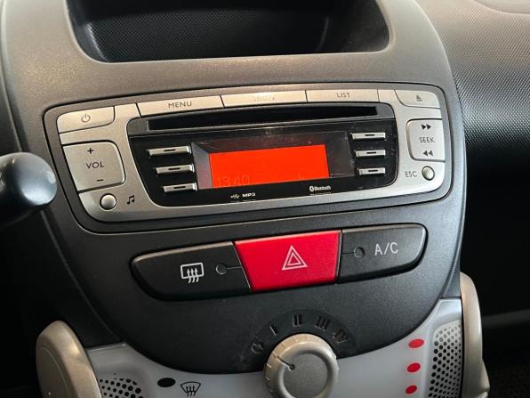 Citroen C1 I Рестайлинг 2 с пробегом 2013 года, цена 580 000 рублей, 217320 км, хэтчбек, Автокод Объявления