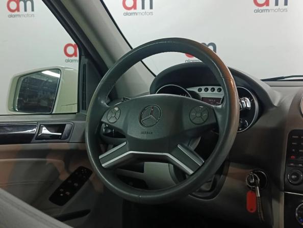 Mercedes-Benz M-Класс II (W164) Рестайлинг с пробегом 2011 года, цена 1 249 000 рублей, 306000 км, внедорожник, Автокод Объявления