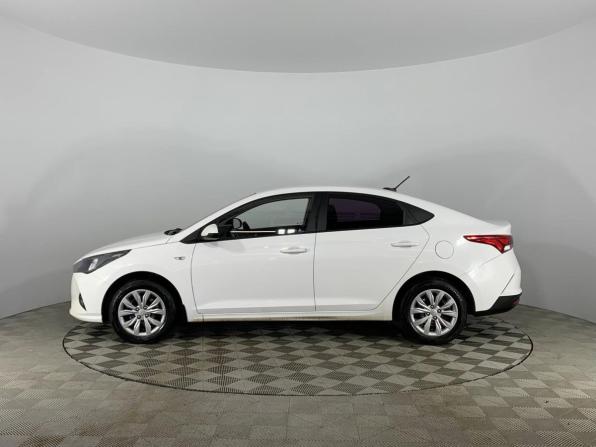 Hyundai Solaris II Рестайлинг с пробегом 2021 года, цена 1 452 300 рублей, 112462 км, седан, Автокод Объявления