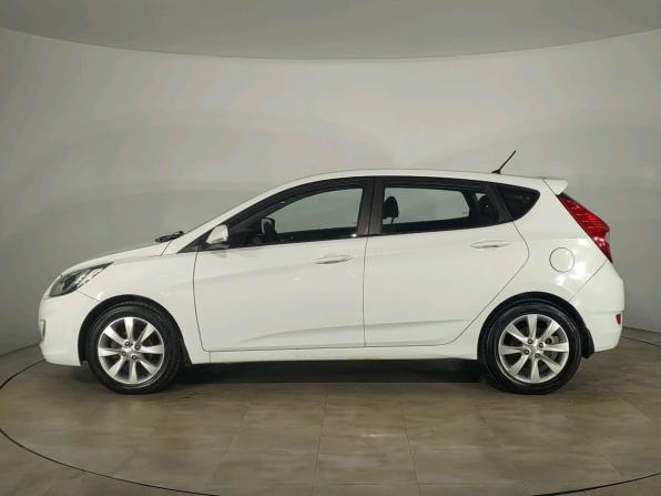Hyundai Solaris I с пробегом 2012 года, цена 689 000 рублей, 137334 км, хэтчбек, Автокод Объявления