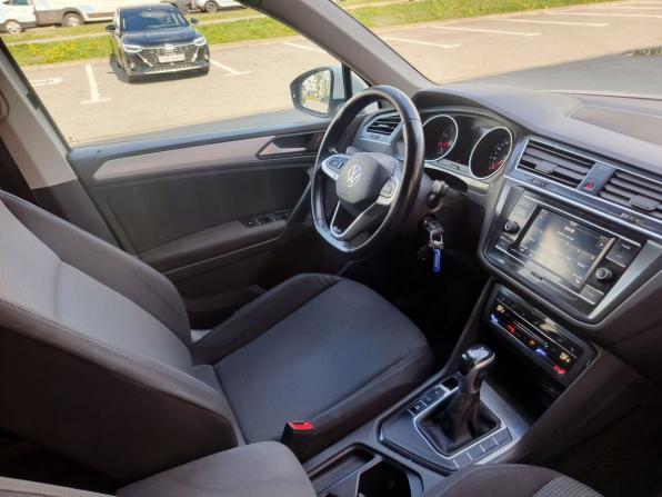 Volkswagen Tiguan II Рестайлинг с пробегом 2020 года, цена 2 400 000 рублей, 150000 км, внедорожник, Автокод Объявления