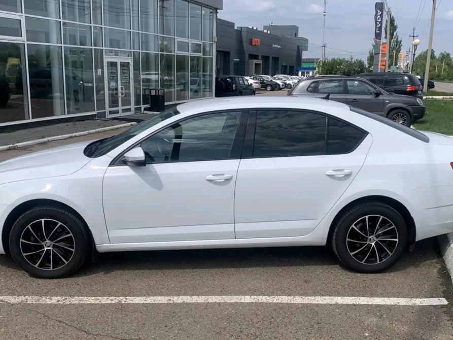 Skoda Octavia III (A7) Рестайлинг Набережные Челны  - изображение 3