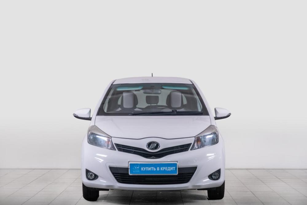 Toyota Vitz III (XP130) Томск  - изображение 4