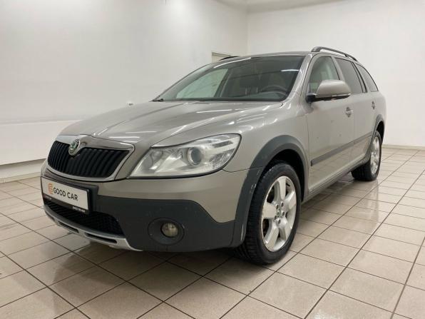 Skoda Octavia II (A5) Рестайлинг с пробегом 2012 года, цена 970 000 рублей, 400720 км, универсал, Автокод Объявления