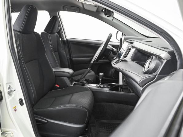 Toyota RAV4 IV (XA40) Рестайлинг с пробегом 2016 года, цена 2 379 000 рублей, 86625 км, внедорожник, Автокод Объявления
