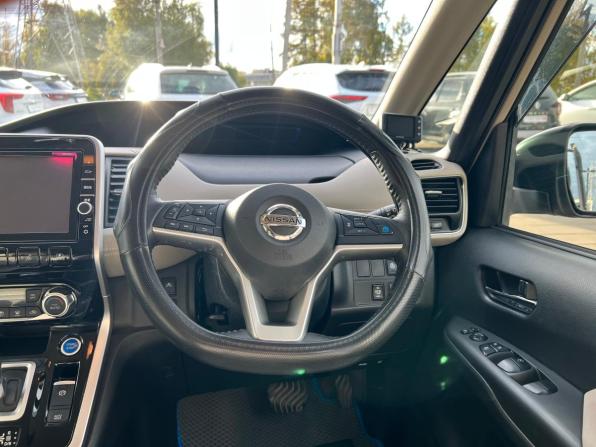Nissan Serena V (C27) Рестайлинг с пробегом 2019 года, цена 2 440 000 рублей, 97411 км, минивэн, Автокод Объявления