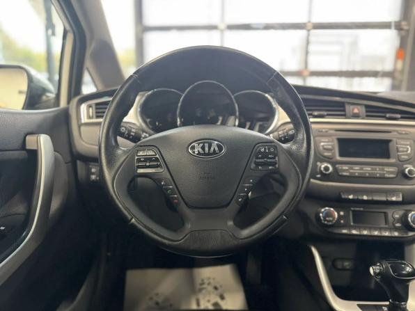 Kia Ceed II Рестайлинг с пробегом 2015 года, цена 1 120 000 рублей, 117774 км, хэтчбек, Автокод Объявления