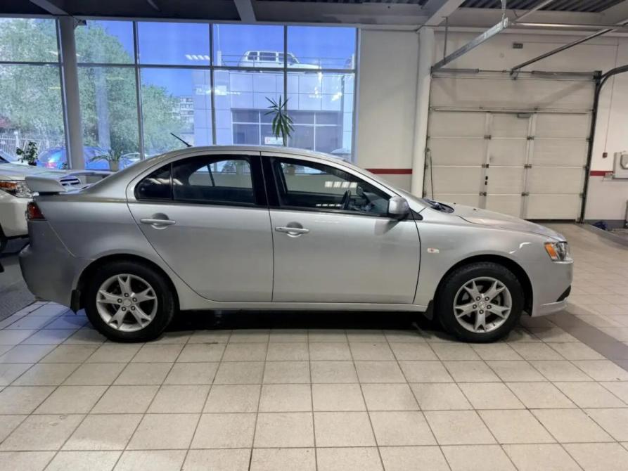 Mitsubishi Lancer X Челябинск  - изображение 8