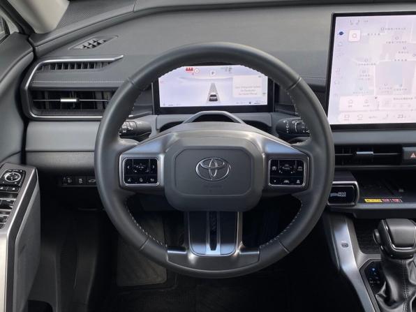 Toyota RAV4 VI (XA60) с пробегом 2026 года, цена 4 250 000 рублей, 4669 км, внедорожник, Автокод Объявления