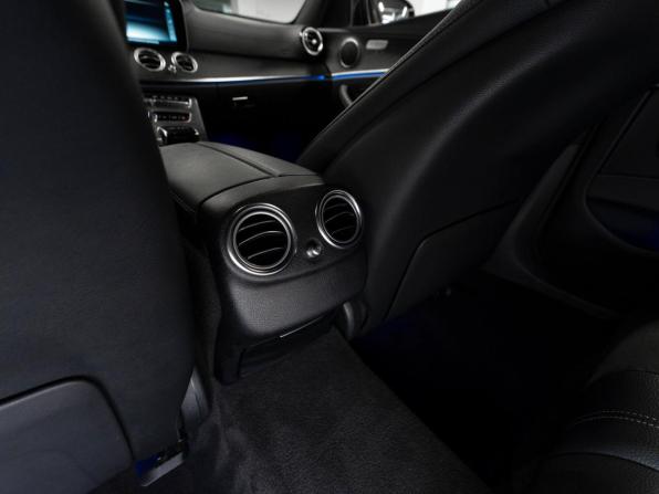 Mercedes-Benz E-Класс V (W213 S213 C238) с пробегом 2020 года, цена 4 140 000 рублей, 65030 км, седан, Автокод Объявления