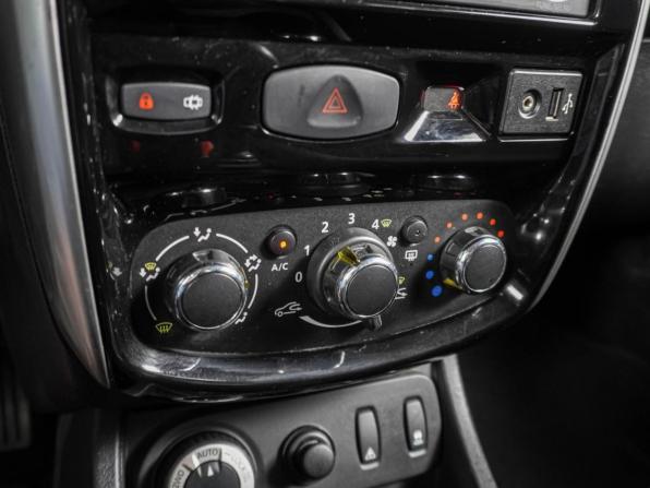 Nissan Terrano III (D10) с пробегом 2015 года, цена 1 299 000 рублей, 137244 км, внедорожник, Автокод Объявления