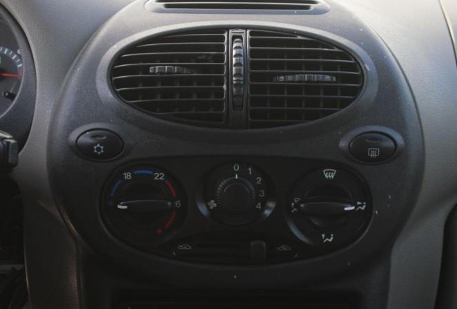 Lada (ВАЗ) Kalina I с пробегом 2009 года, цена 350 000 рублей, 150223 км, хэтчбек, Автокод Объявления