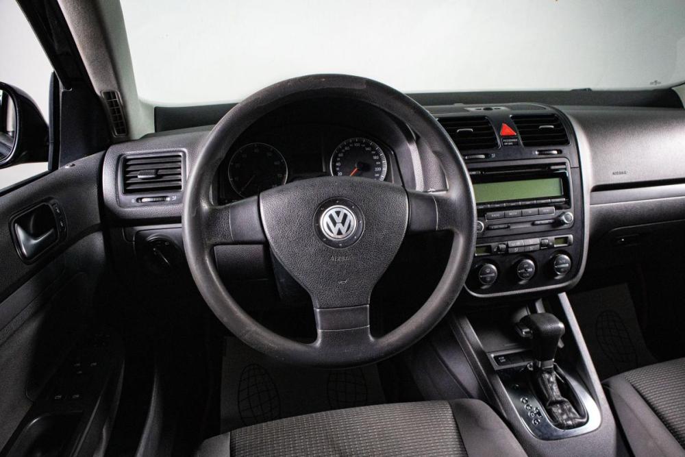 Volkswagen Jetta V Сургут  - изображение 10