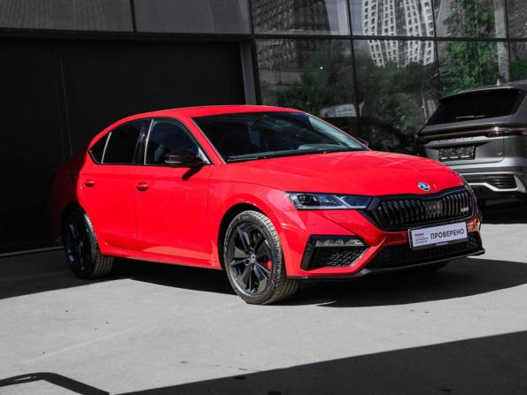 Skoda Octavia RS IV с пробегом 2022 года, цена 5 300 000 рублей, 48947 км, лифтбек, Автокод Объявления
