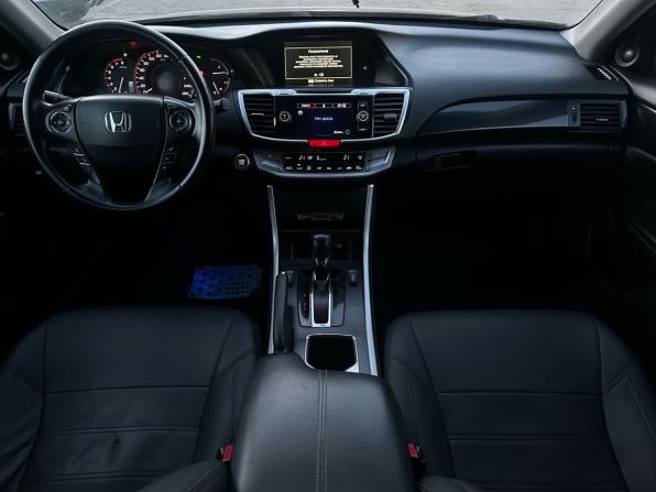 Honda Accord IX с пробегом 2013 года, цена 1 390 000 рублей, 281904 км, седан, Автокод Объявления