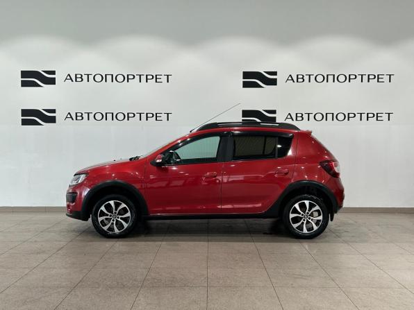 Renault Sandero II с пробегом 2016 года, цена 949 000 рублей, 67935 км, хэтчбек, Автокод Объявления