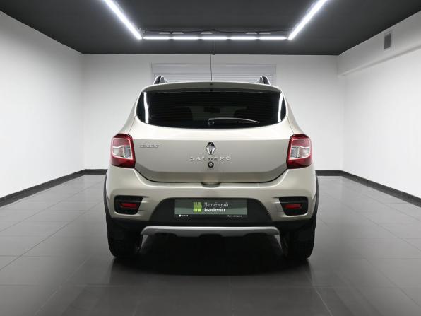 Renault Sandero II с пробегом 2015 года, цена 1 095 000 рублей, 80344 км, хэтчбек, Автокод Объявления