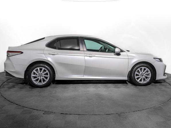 Toyota Camry VIII (XV70) Рестайлинг с пробегом 2021 года, цена 2 625 000 рублей, 70886 км, седан, Автокод Объявления