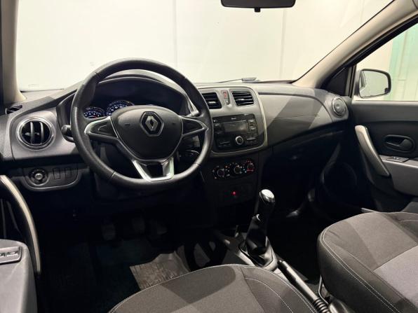 Renault Sandero II Рестайлинг с пробегом 2021 года, цена 1 410 000 рублей, 70850 км, хэтчбек, Автокод Объявления