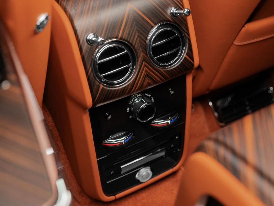 Rolls-Royce Cullinan I Москва  - изображение 28