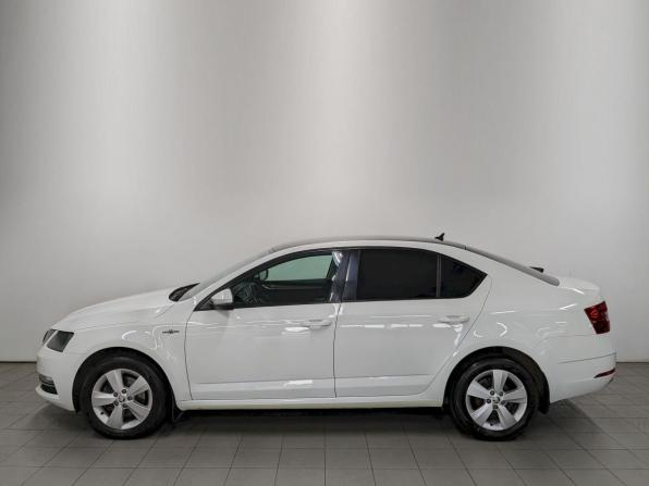 Skoda Octavia III (A7) Рестайлинг с пробегом 2019 года, цена 1 940 000 рублей, 126687 км, лифтбек, Автокод Объявления