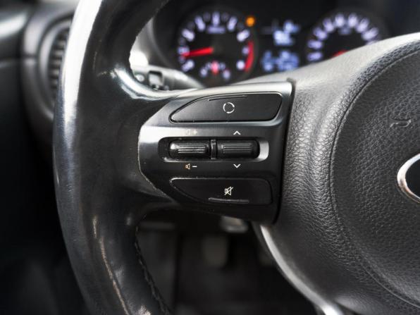 Kia Rio IV с пробегом 2017 года, цена 1 199 000 рублей, 121401 км, седан, Автокод Объявления