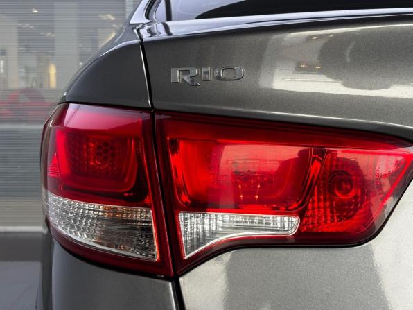 Kia Rio III Рестайлинг с пробегом 2016 года, цена 1 120 000 рублей, 108267 км, седан, Автокод Объявления