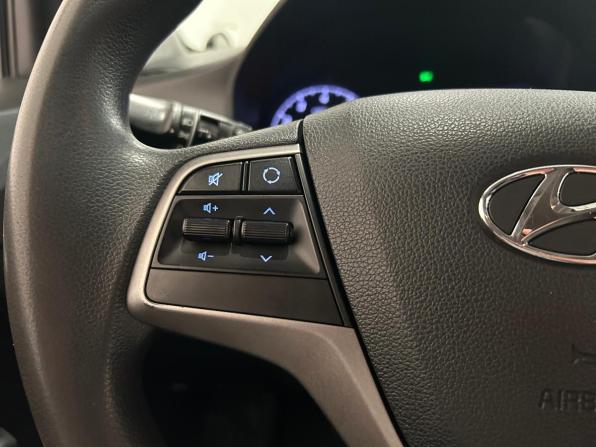 Hyundai Solaris II Рестайлинг с пробегом 2021 года, цена 1 149 000 рублей, 170187 км, седан, Автокод Объявления