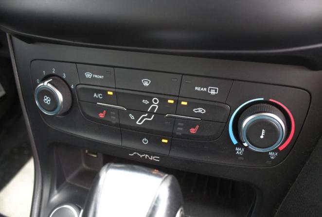 Ford Focus III Рестайлинг с пробегом 2017 года, цена 978 000 рублей, 104231 км, хэтчбек, Автокод Объявления