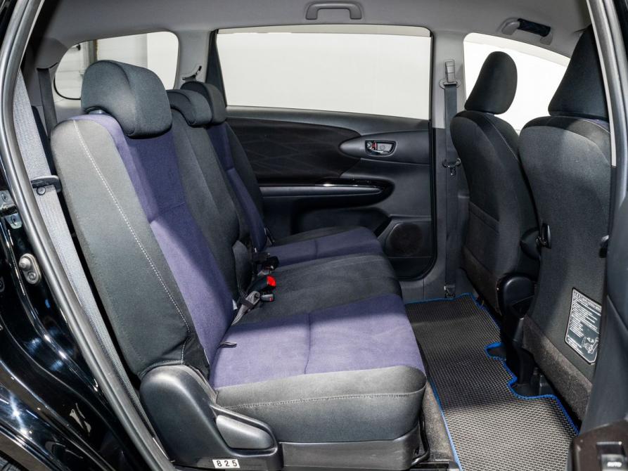 Toyota Wish II Рестайлинг Чита  - изображение 6