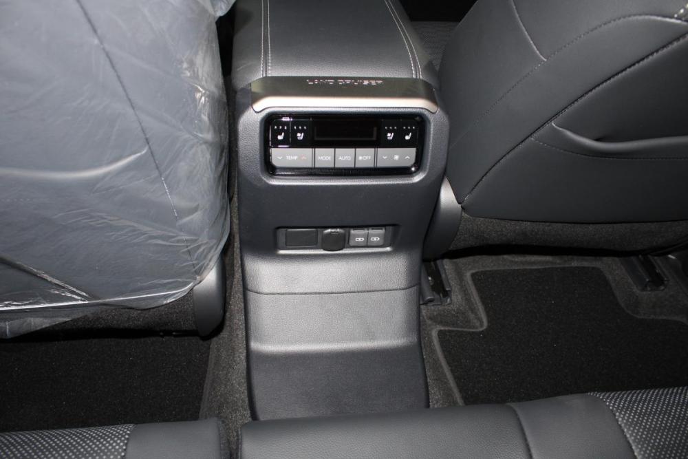 Toyota Land Cruiser Prado 250 Series Владивосток  - изображение 16