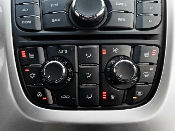 Opel Astra J Рестайлинг с пробегом 2013 года, цена 832 000 рублей, 148746 км, хэтчбек, Автокод Объявления