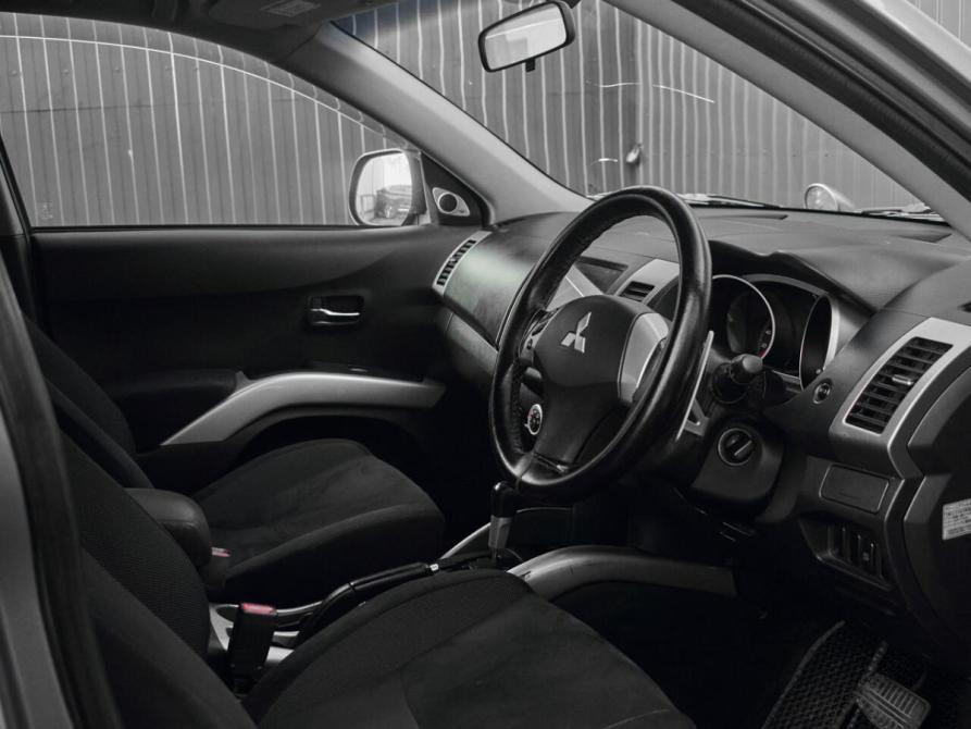 Mitsubishi Outlander II Екатеринбург  - изображение 10