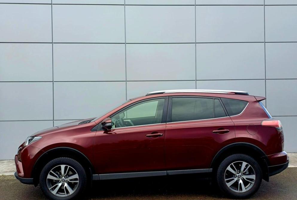 Toyota RAV4 IV (XA40) Рестайлинг Абакан  - изображение 8