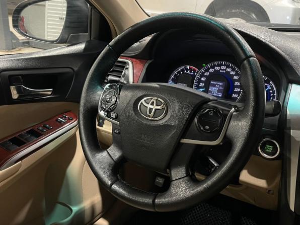 Toyota Camry VII (XV50) с пробегом 2012 года, цена 1 260 000 рублей, 297329 км, седан, Автокод Объявления