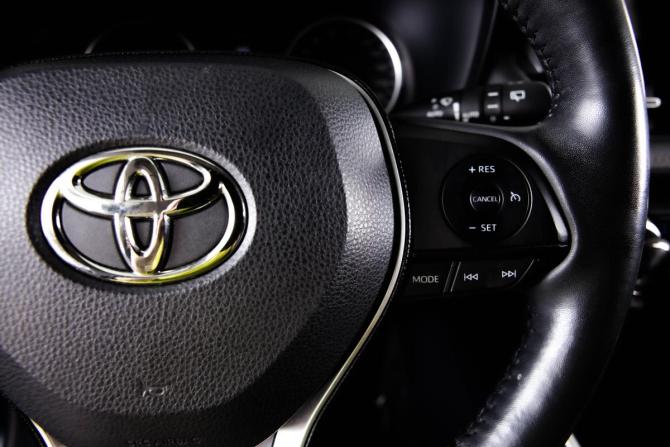 Toyota RAV4 V (XA50) с пробегом 2020 года, цена 2 859 000 рублей, 143000 км, внедорожник, Автокод Объявления