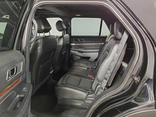 Ford Explorer V Рестайлинг с пробегом 2018 года, цена 2 999 000 рублей, 131267 км, внедорожник, Автокод Объявления