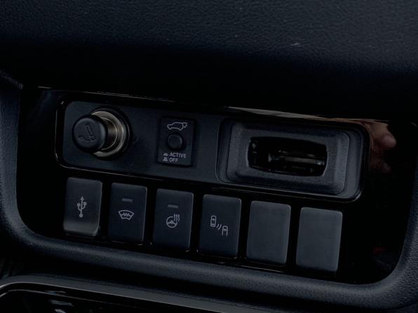Mitsubishi Outlander III Рестайлинг 3 с пробегом 2021 года, цена 3 349 000 рублей, 19070 км, внедорожник, Автокод Объявления