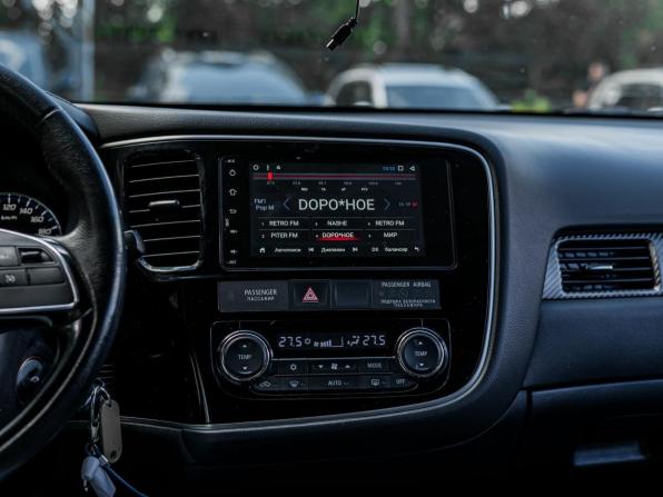 Mitsubishi Outlander III Рестайлинг 2 с пробегом 2018 года, цена 1 350 001 рубль, 204615 км, внедорожник, Автокод Объявления