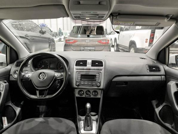 Volkswagen Polo V Рестайлинг с пробегом 2019 года, цена 1 070 000 рублей, 145815 км, седан, Автокод Объявления