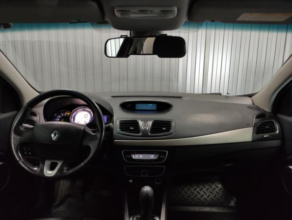 Renault Fluence I с пробегом 2012 года, цена 685 000 рублей, 216636 км, седан, Автокод Объявления