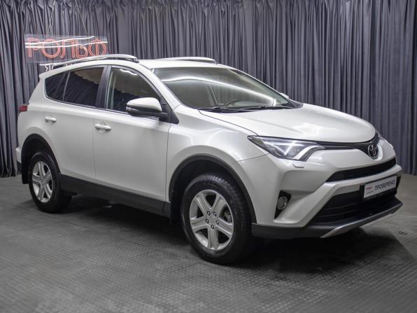 Toyota RAV4 IV (XA40) Рестайлинг с пробегом 2018 года, цена 2 149 000 рублей, 209573 км, внедорожник, Автокод Объявления