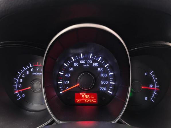 Kia Rio III Рестайлинг с пробегом 2015 года, цена 740 000 рублей, 143000 км, седан, Автокод Объявления