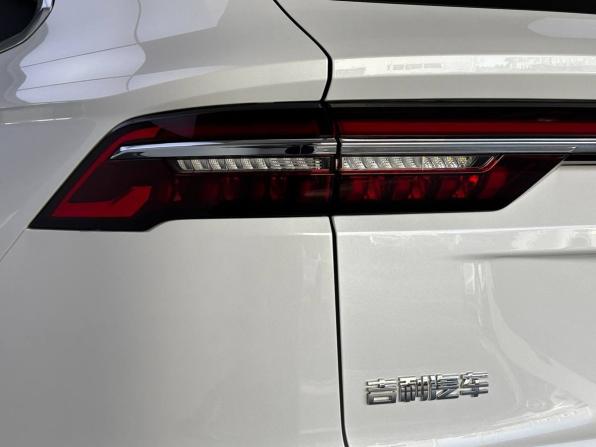 Geely Monjaro I Рестайлинг (China Market) с пробегом 2025 года, цена 3 830 000 рублей, 27000 км, внедорожник, Автокод Объявления