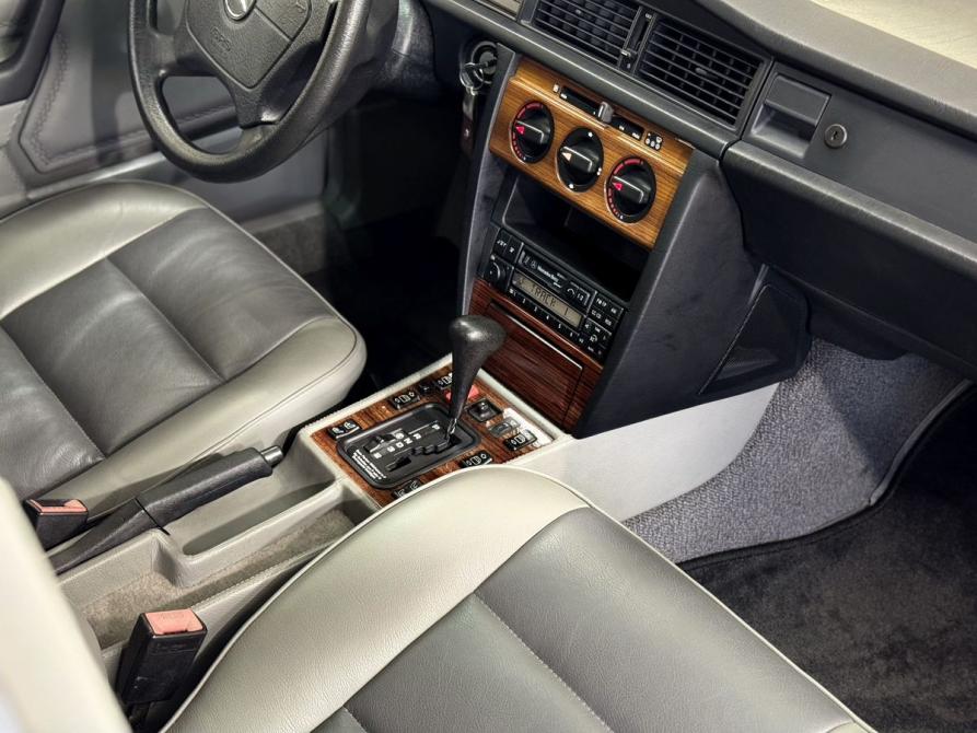 Mercedes-Benz 190 (W201) Санкт-Петербург  - изображение 13