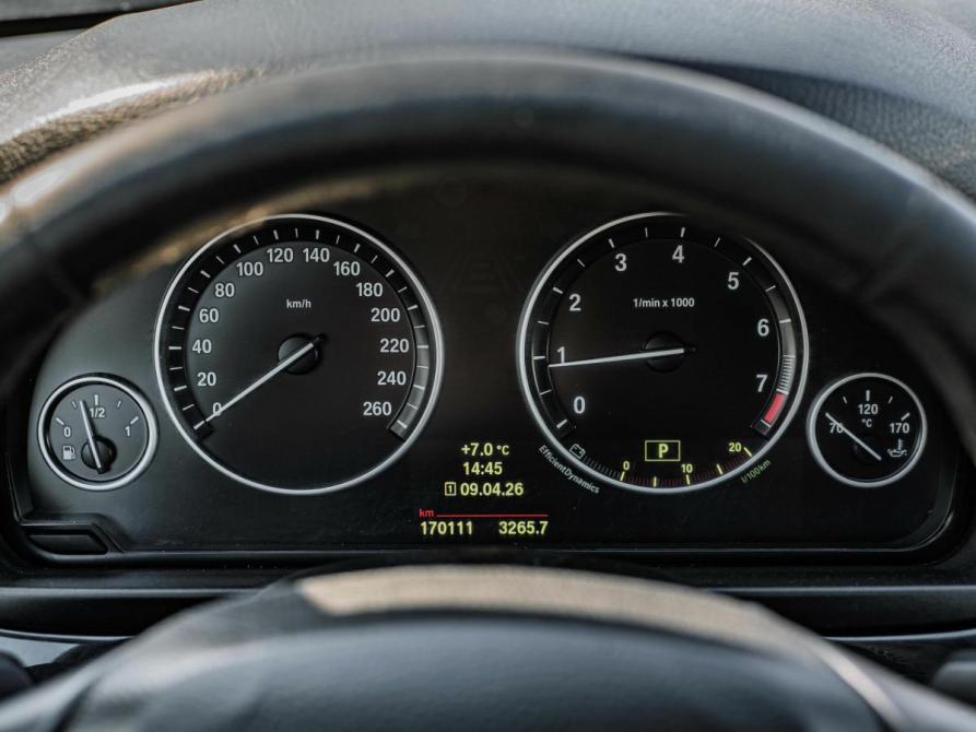 BMW 5 серии VI (F10/F11/F07) Рестайлинг Санкт-Петербург  - изображение 5