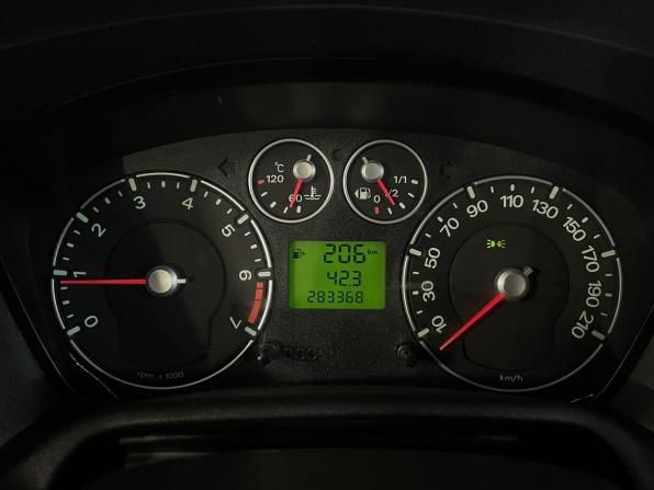 Ford Fusion I Рестайлинг с пробегом 2006 года, цена 369 999 рублей, 283337 км, хэтчбек, Автокод Объявления