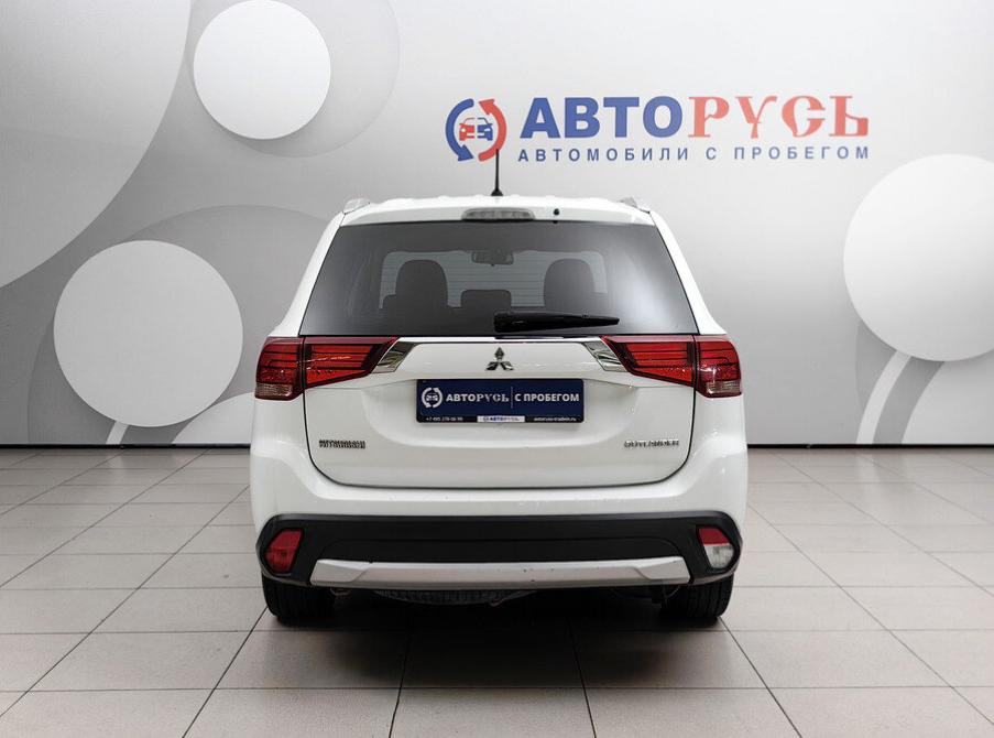 Mitsubishi Outlander III Рестайлинг 2 Подольск  - изображение 4
