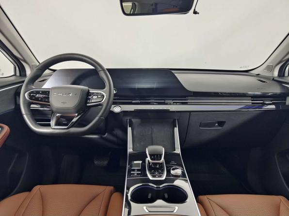 Omoda C5 I с пробегом 2023 года, цена 1 749 000 рублей, 55745 км, внедорожник, Автокод Объявления