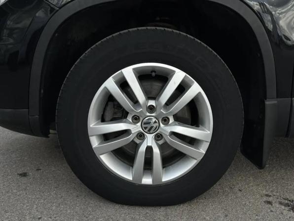 Volkswagen Tiguan I Рестайлинг с пробегом 2012 года, цена 1 250 000 рублей, 246454 км, внедорожник, Автокод Объявления